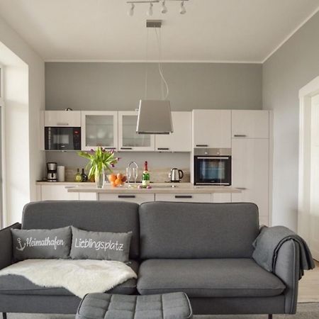 Traumkrone Ferienwohnungen - Wiesengruen Schortens Exteriér fotografie